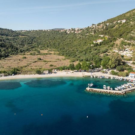 Oniro Villas Stavros  エクステリア 写真